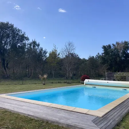 Familiale Avec Piscine Chauffée - 6 Pers. - Fr-1-878-14